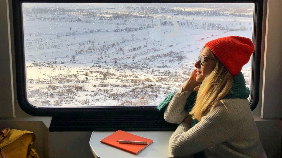 Bilet na Wschodni Ekspres 2026: Kompletny Przewodnik po Wagonach Sypialnych, Kuszetkach i Strategiach Rezerwacji