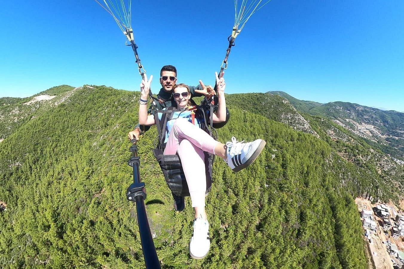 Alanya: Lot nad Kleopatrą. Paralotniarstwo dla każdego – przewodnik po niezapomnianych wrażeniach